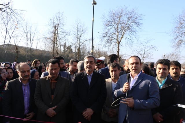 پارک بانوان لاهیجان توسط فرماندار و مدیریت شهری افتتاح شد